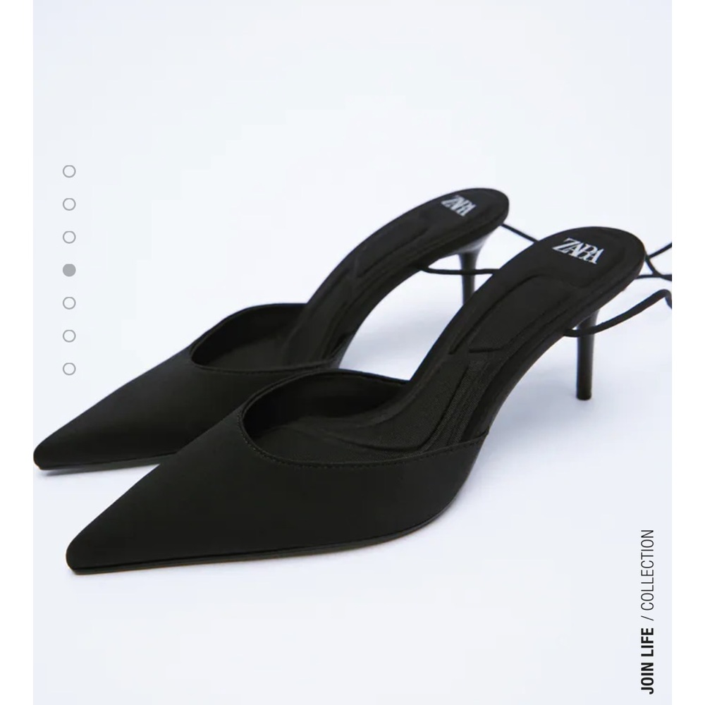 High heeled fabric shoes with straps